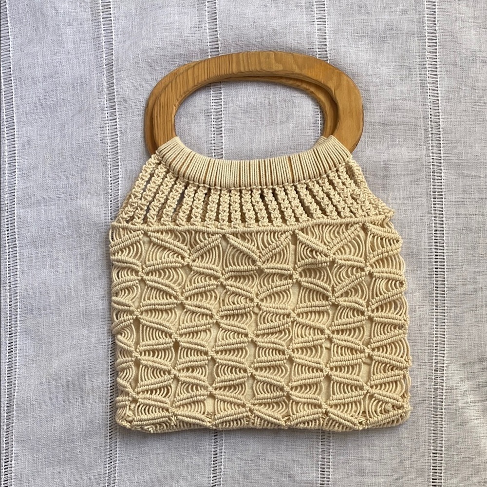 Source Unknown Cream Macramé Handbag with Wooden Handles